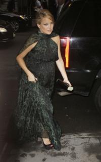 Kate Hudson feet photo thumbnail