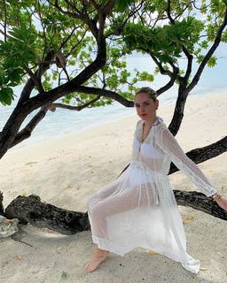 Chiara Ferragni feet photo thumbnail