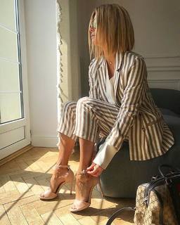 Malgorzata Rozenek feet photo thumbnail