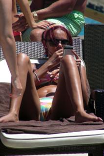 Amy Childs feet photo thumbnail
