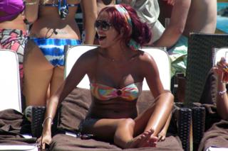Amy Childs feet photo thumbnail