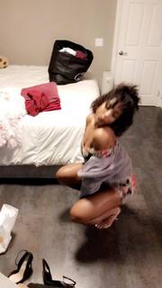 Qimmah Russo feet photo thumbnail