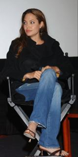 Angelina Jolie feet photo thumbnail