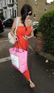 Imogen Thomas feet photo thumbnail