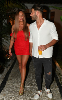 Charlotte Crosby feet photo thumbnail