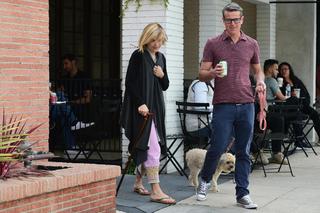 Selma Blair feet photo thumbnail