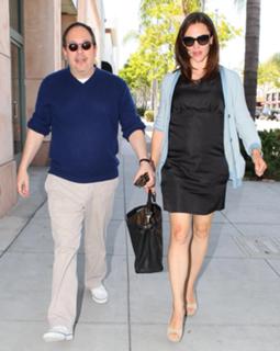 Jennifer Garner feet photo thumbnail