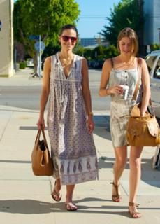 Jordana Brewster feet photo thumbnail