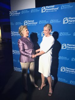 Chelsea Handler feet photo thumbnail