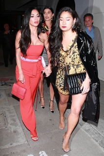 Nicole Scherzinger feet photo thumbnail