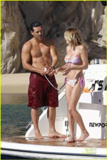 LeAnn Rimes feet photo thumbnail