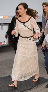 Anna Friel feet photo thumbnail
