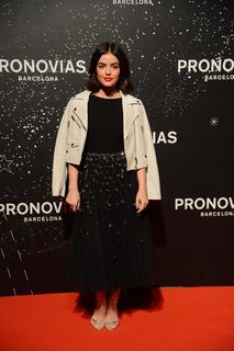 Lucy Hale feet photo thumbnail
