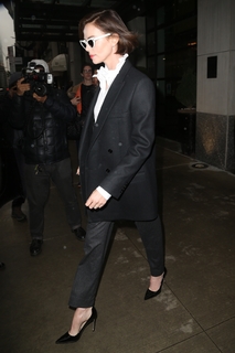 Charlize Theron feet photo thumbnail