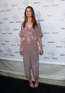 Alessandra Ambrosio feet photo thumbnail