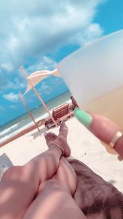 Jilly Anais feet photo thumbnail
