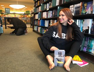 Rebecca Berardi feet photo thumbnail