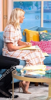 Holly Willoughby feet photo thumbnail