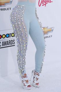 Nicki Minaj feet photo thumbnail