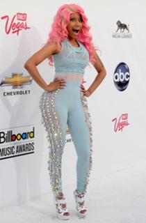 Nicki Minaj feet photo thumbnail