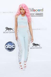 Nicki Minaj feet photo thumbnail