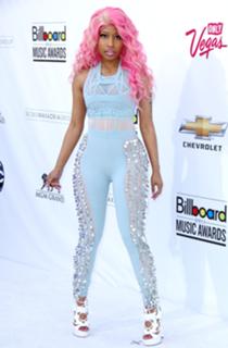 Nicki Minaj feet photo thumbnail