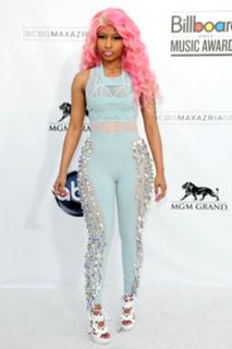 Nicki Minaj feet photo thumbnail