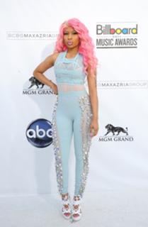 Nicki Minaj feet photo thumbnail