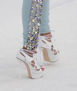 Nicki Minaj feet photo thumbnail