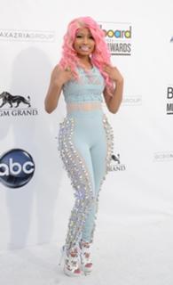 Nicki Minaj feet photo thumbnail