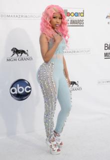 Nicki Minaj feet photo thumbnail