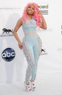 Nicki Minaj feet photo thumbnail