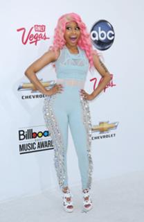 Nicki Minaj feet photo thumbnail