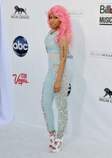 Nicki Minaj feet photo thumbnail