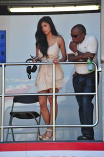 Nicole Scherzinger feet photo thumbnail