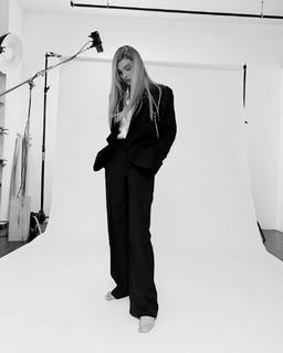 Elsa Hosk feet photo thumbnail