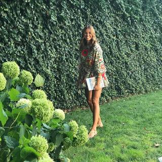 Kelly Bensimon feet photo thumbnail