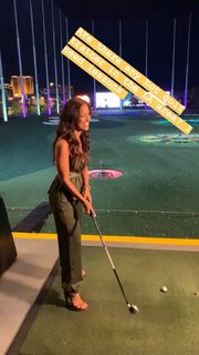 Rocsi Diaz feet photo thumbnail