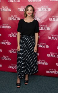 Leighton Meester feet photo thumbnail