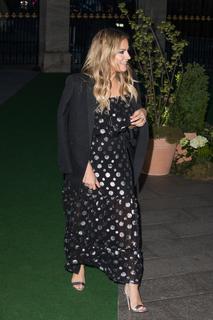 Caroline Flack feet photo thumbnail
