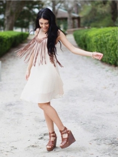 Anna Paulina Luna feet photo 2