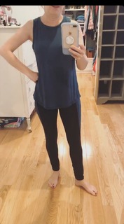 Angela Kinsey feet photo thumbnail