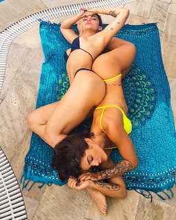 Kelly Key feet photo thumbnail