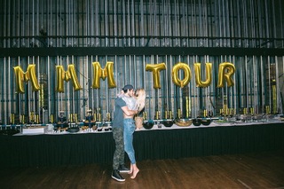 Kelsea Ballerini feet photo thumbnail