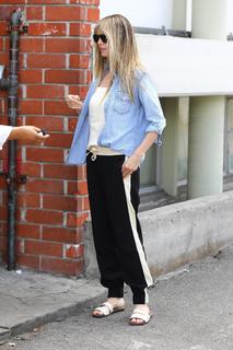 Heidi Klum feet photo thumbnail