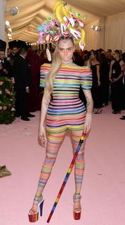 Cara Delevingne feet photo thumbnail