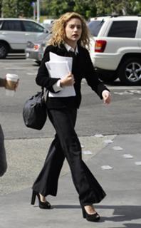 Brittany Murphy feet photo thumbnail