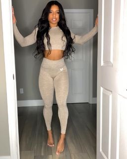 Qimmah Russo feet photo thumbnail