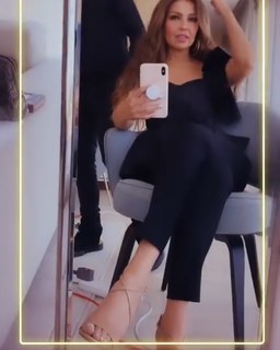 Thalía feet photo thumbnail