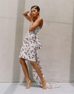 Zendaya feet photo thumbnail